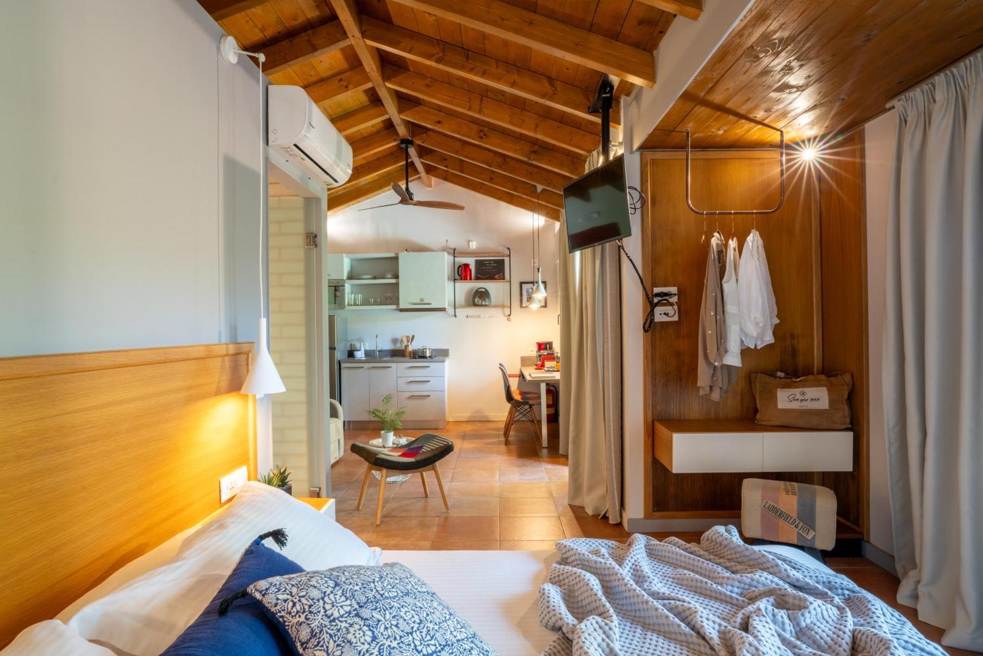 Klaritz Luxury Suites Lassi  Exteriér fotografie