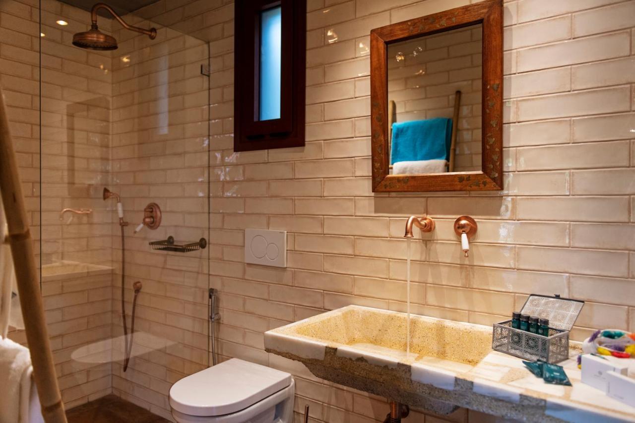 Klaritz Luxury Suites Lassi  Exteriér fotografie
